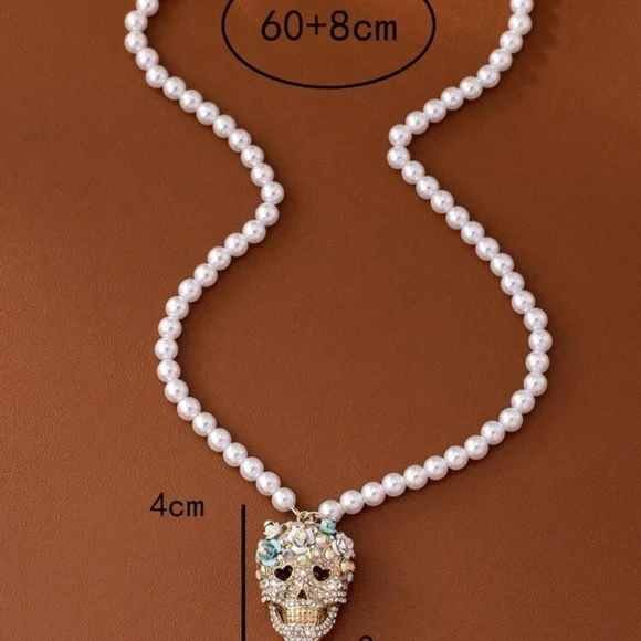 Bohemian Halloween Rhinestone Flower Skull Pearl Necklace - Picture 3 of 3